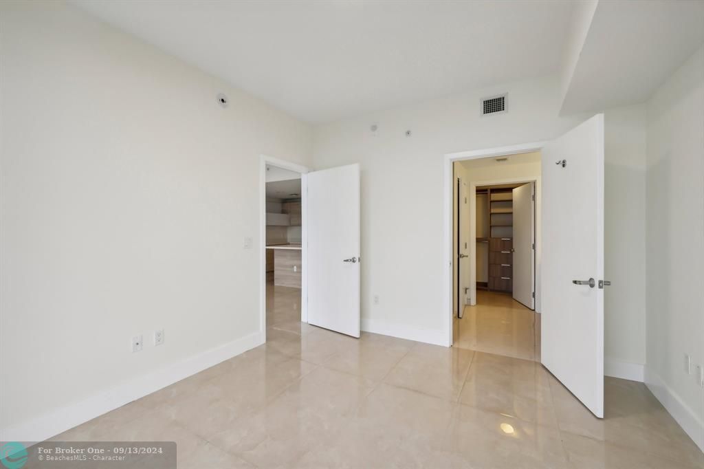 For Sale: $670,000 (2 beds, 2 baths, 1108 Square Feet)