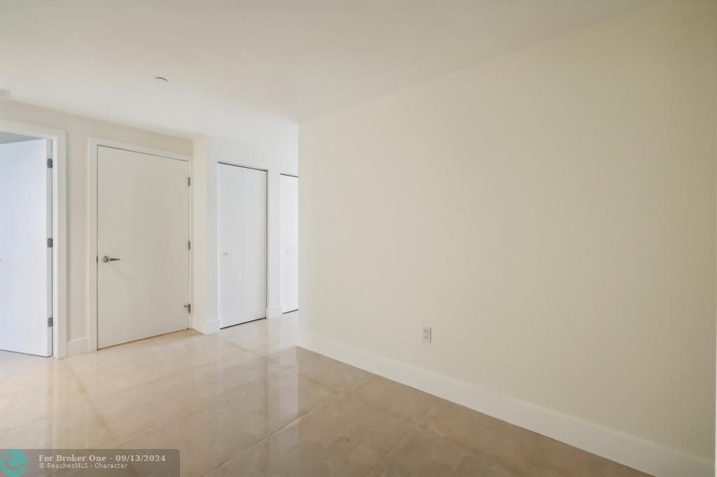 For Sale: $670,000 (2 beds, 2 baths, 1108 Square Feet)