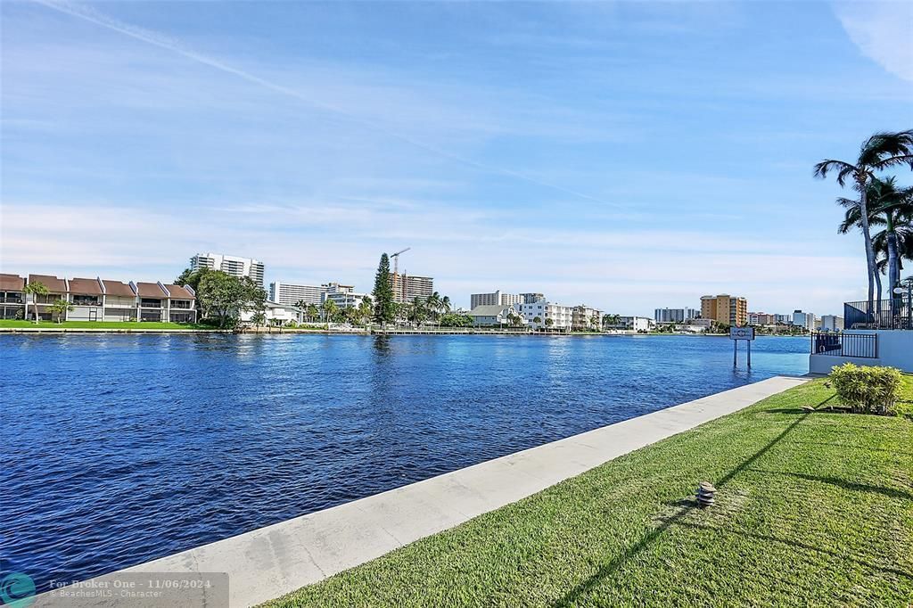 For Sale: $898,788 (3 beds, 2 baths, 1924 Square Feet)