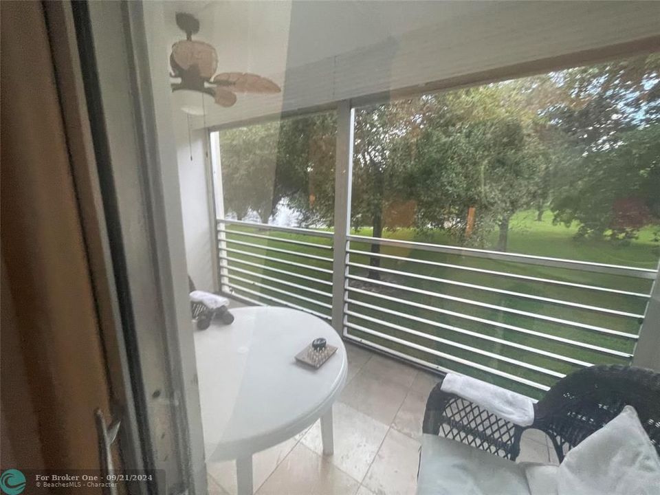 En Venta: $229,000 (2 camas, 2 baños, 1168 Pies cuadrados)