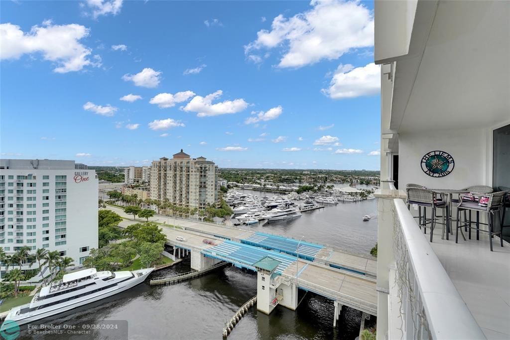 Active With Contract: $749,000 (2 beds, 2 baths, 1675 Square Feet)