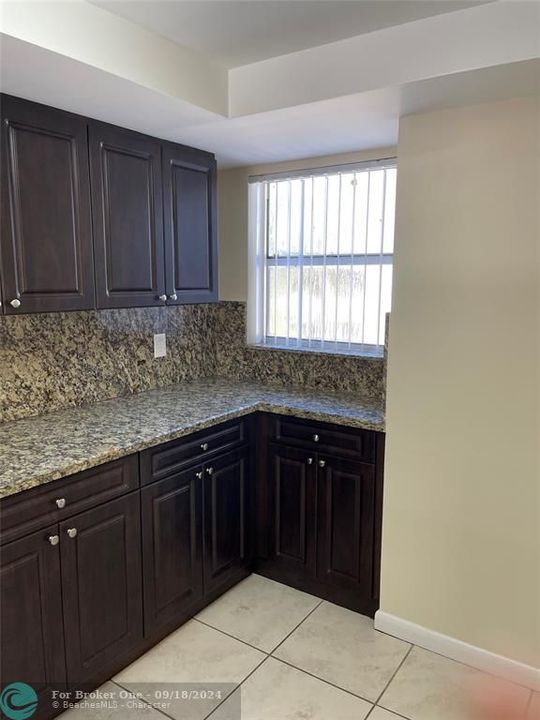 Active With Contract: $2,350 (3 beds, 2 baths, 1450 Square Feet)