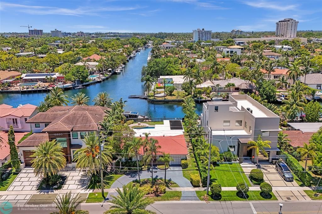 For Sale: $3,500,000 (4 beds, 3 baths, 2239 Square Feet)