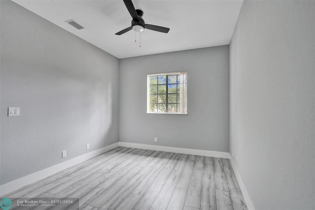 For Sale: $430,000 (3 beds, 2 baths, 1514 Square Feet)