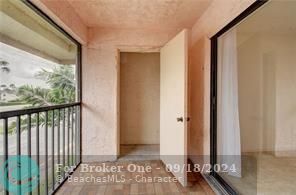 Active With Contract: $1,850 (2 beds, 2 baths, 890 Square Feet)