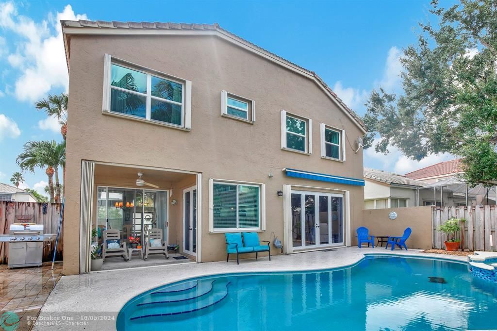 Active With Contract: $840,000 (4 beds, 2 baths, 2880 Square Feet)