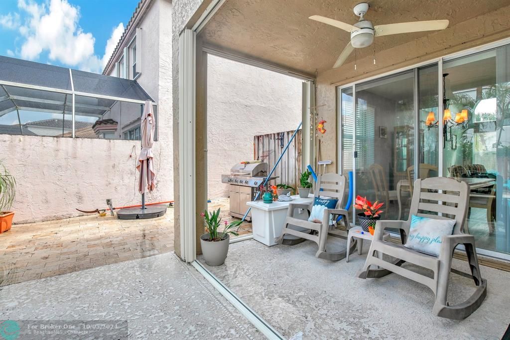 Active With Contract: $840,000 (4 beds, 2 baths, 2880 Square Feet)