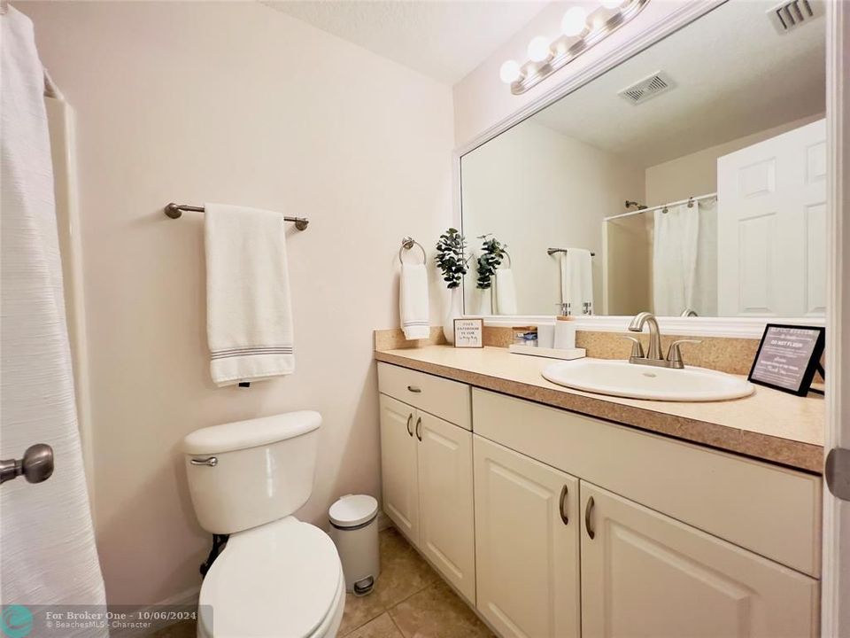 For Sale: $339,900 (3 beds, 2 baths, 1146 Square Feet)