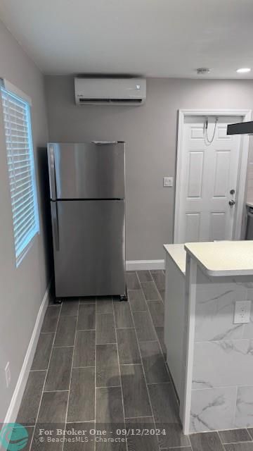 Active With Contract: $2,200 (2 beds, 2 baths, 2338 Square Feet)