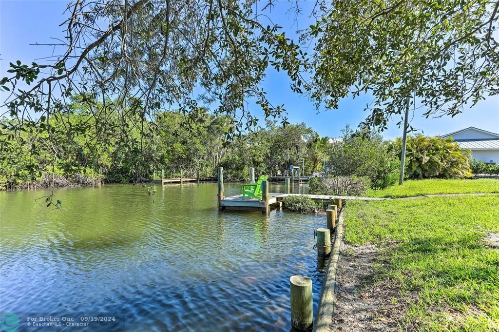 For Sale: $679,000 (3 beds, 2 baths, 1707 Square Feet)