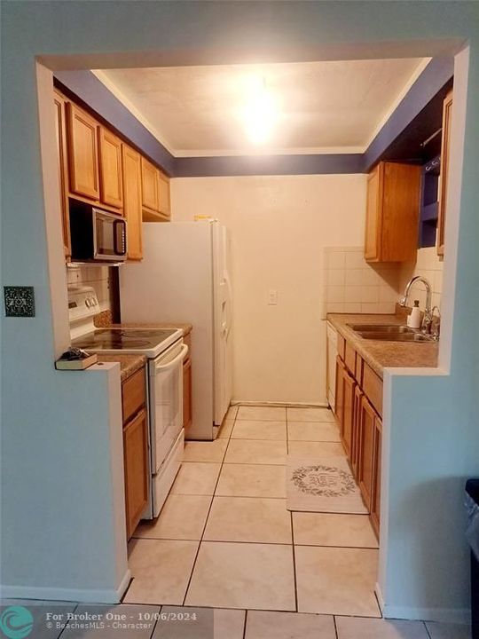 For Rent: $3,100 (2 beds, 2 baths, 1113 Square Feet)