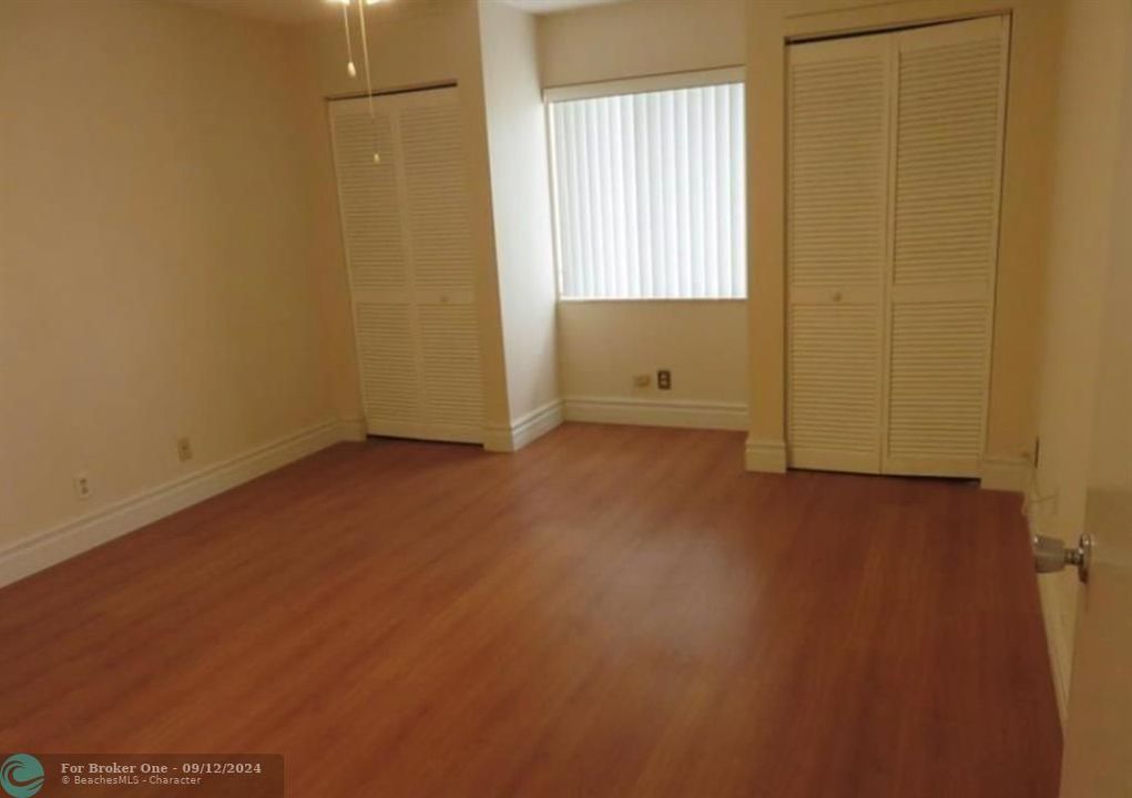 For Rent: $2,250 (2 beds, 2 baths, 908 Square Feet)