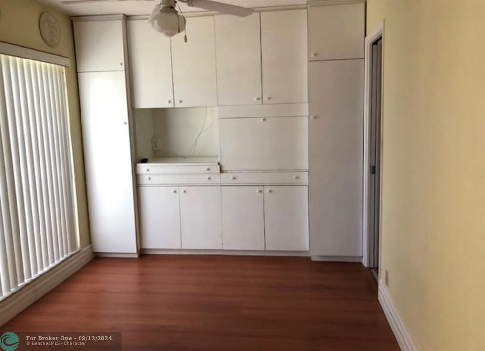 For Rent: $2,250 (2 beds, 2 baths, 908 Square Feet)