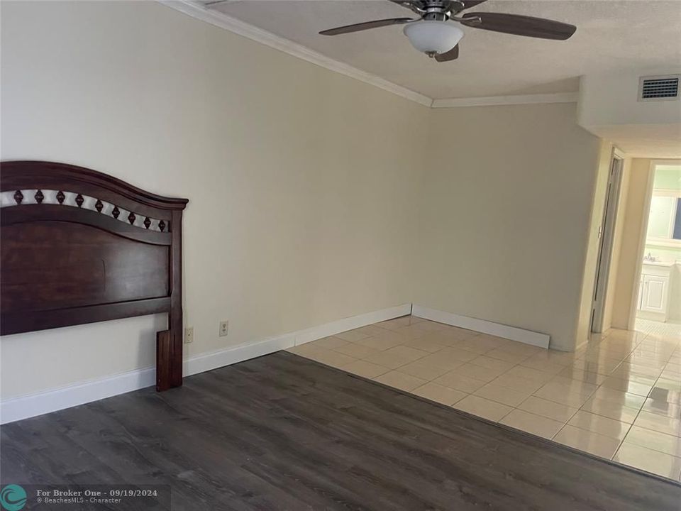 For Rent: $1,700 (1 beds, 1 baths, 960 Square Feet)