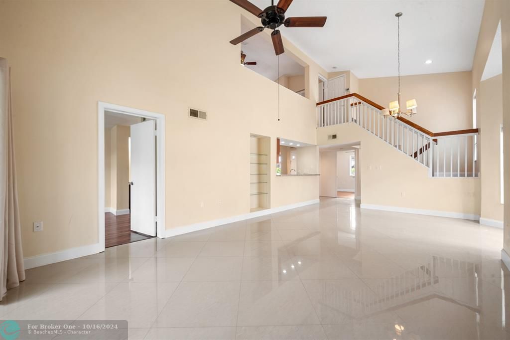 Active With Contract: $2,500 (3 beds, 2 baths, 1510 Square Feet)