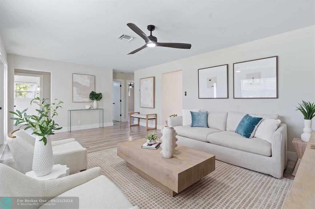 Active With Contract: $469,900 (3 beds, 2 baths, 1578 Square Feet)