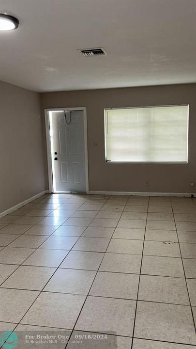 Recently Rented: $1,750 (2 beds, 1 baths, 31808 Square Feet)