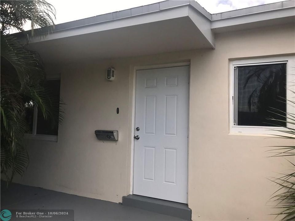 For Rent: $3,100 (3 beds, 2 baths, 1550 Square Feet)