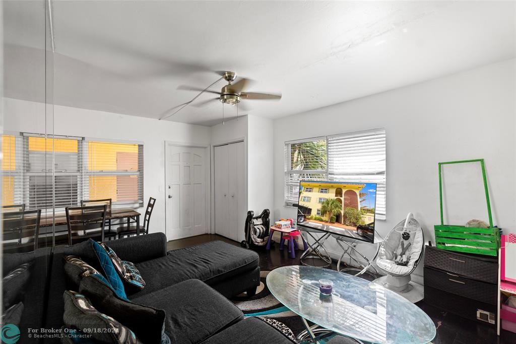 Active With Contract: $150,000 (1 beds, 1 baths, 540 Square Feet)