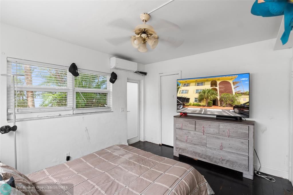 Active With Contract: $150,000 (1 beds, 1 baths, 540 Square Feet)