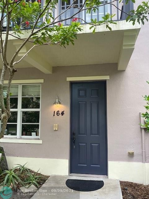 For Rent: $3,450 (2 beds, 2 baths, 1760 Square Feet)