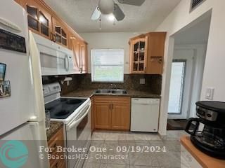 For Rent: $1,850 (2 beds, 2 baths, 850 Square Feet)