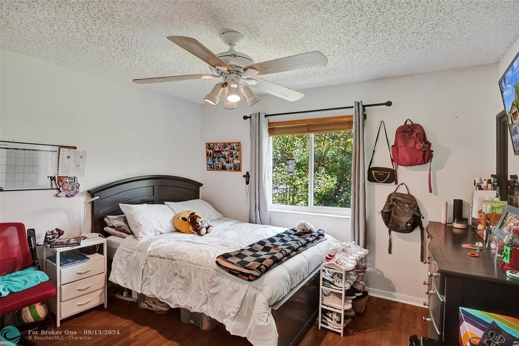 Active With Contract: $549,000 (4 beds, 2 baths, 1771 Square Feet)