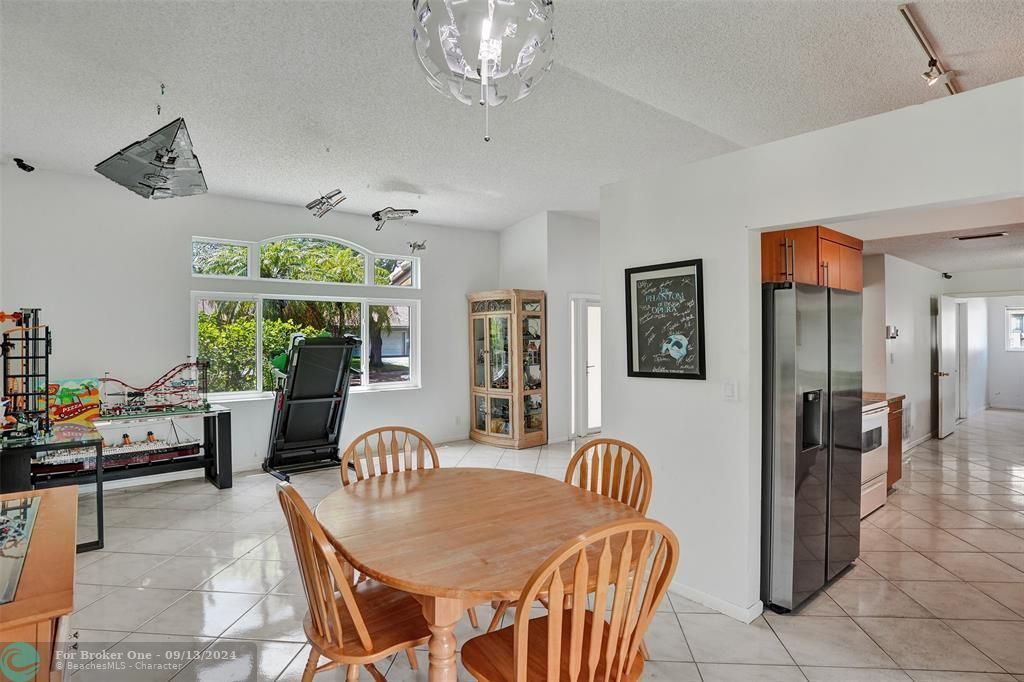 Active With Contract: $549,000 (4 beds, 2 baths, 1771 Square Feet)