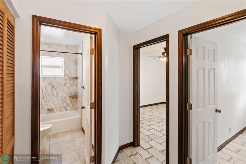 Active With Contract: $3,700 (3 beds, 2 baths, 1455 Square Feet)