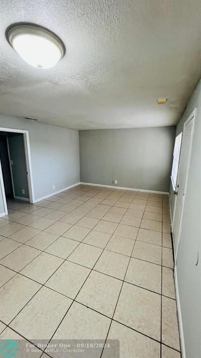 Recently Rented: $1,850 (2 beds, 2 baths, 31808 Square Feet)