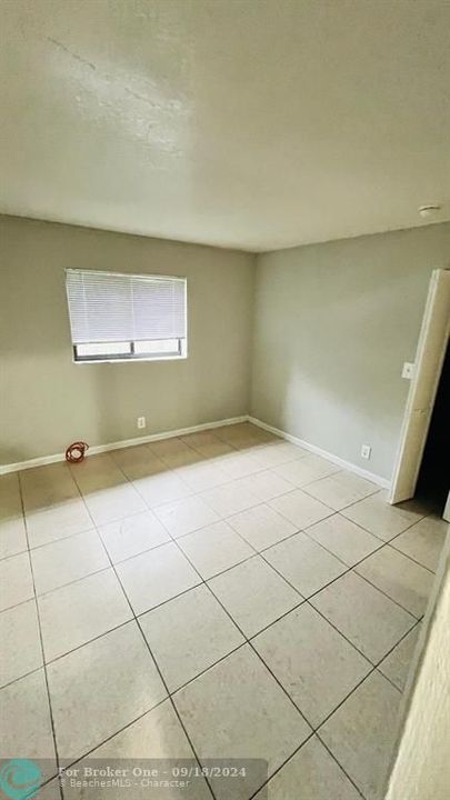 Recently Rented: $1,850 (2 beds, 2 baths, 31808 Square Feet)