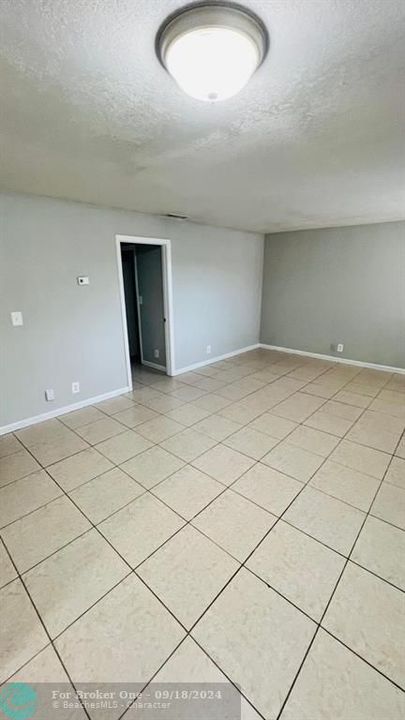 Recently Rented: $1,850 (2 beds, 2 baths, 31808 Square Feet)