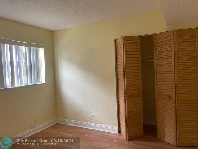 For Rent: $2,250 (3 beds, 2 baths, 1167 Square Feet)