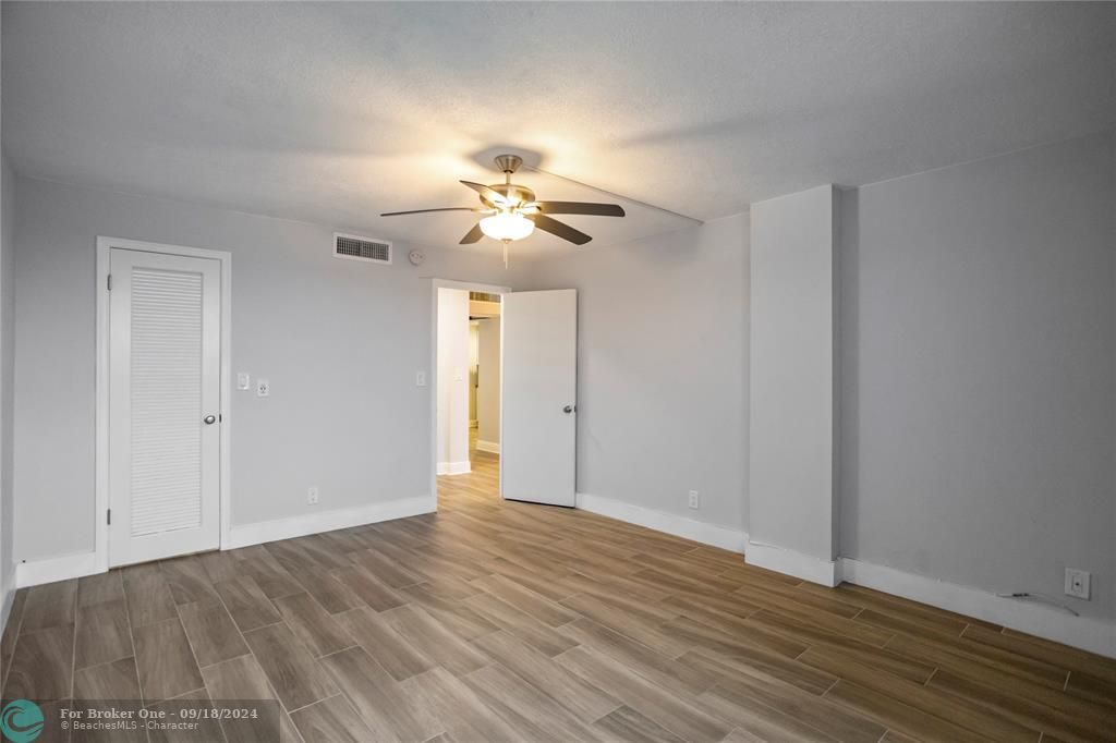 For Rent: $2,200 (1 beds, 1 baths, 795 Square Feet)