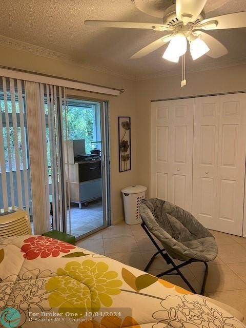 For Sale: $109,000 (1 beds, 1 baths, 708 Square Feet)