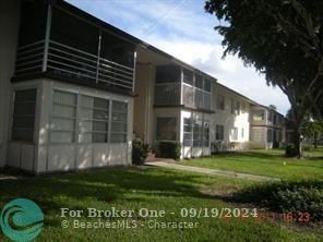 For Sale: $118,000 (1 beds, 1 baths, 738 Square Feet)