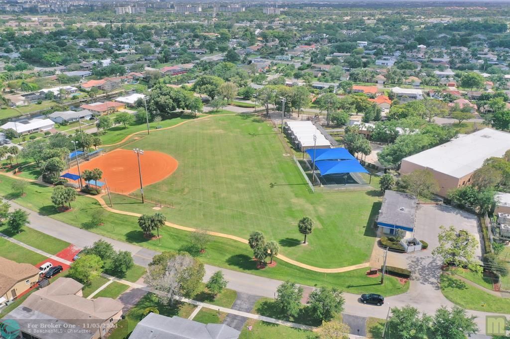 Active With Contract: $525,000 (3 beds, 2 baths, 1721 Square Feet)