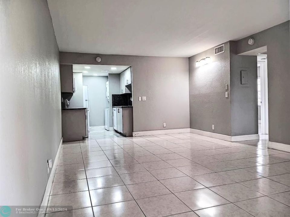 For Rent: $1,900 (2 beds, 2 baths, 768 Square Feet)