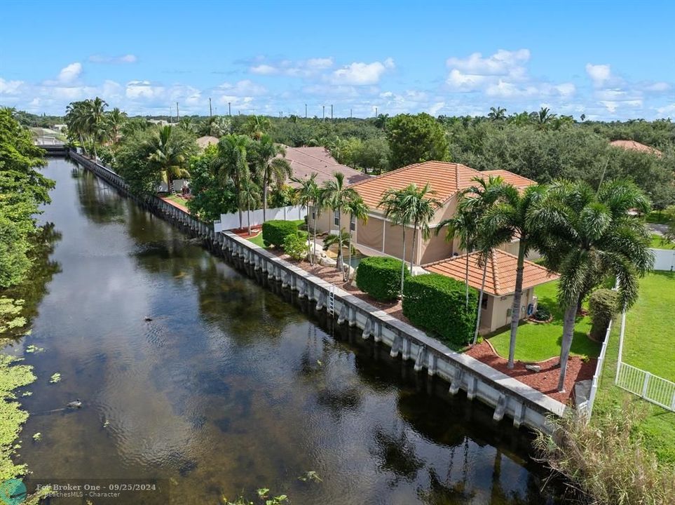 Active With Contract: $1,260,000 (3 beds, 3 baths, 2747 Square Feet)