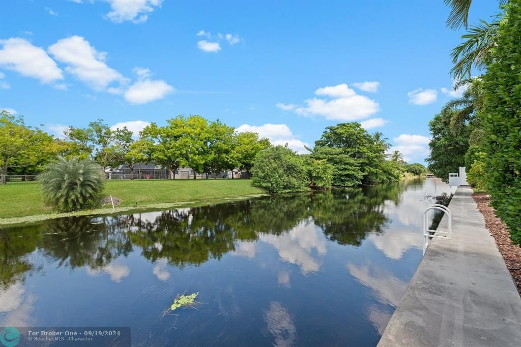 Active With Contract: $1,260,000 (3 beds, 3 baths, 2747 Square Feet)