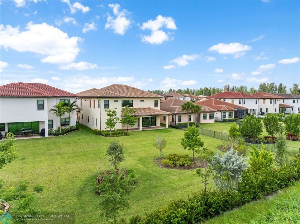 Active With Contract: $1,250,000 (5 beds, 4 baths, 3959 Square Feet)