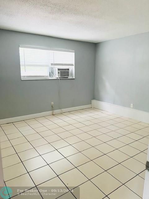 For Rent: $2,050 (2 beds, 1 baths, 8253 Square Feet)