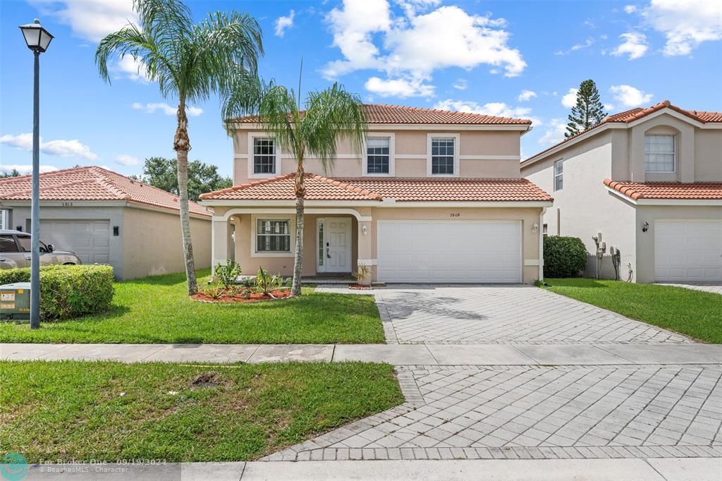 Active With Contract: $3,500 (4 beds, 2 baths, 2051 Square Feet)