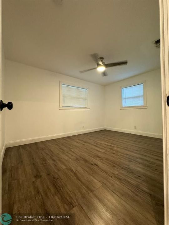 For Rent: $3,350 (3 beds, 2 baths, 1718 Square Feet)