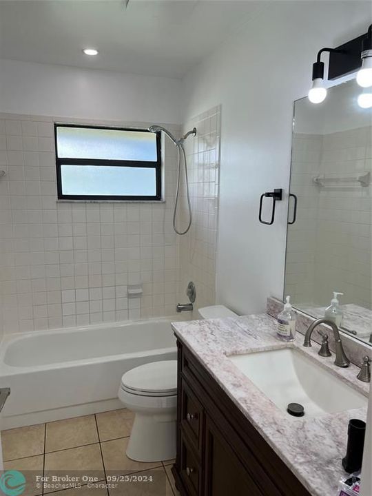 Active With Contract: $3,450 (3 beds, 2 baths, 1686 Square Feet)