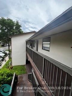 Active With Contract: $174,900 (1 beds, 1 baths, 550 Square Feet)