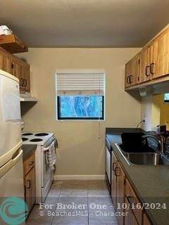 Active With Contract: $174,900 (1 beds, 1 baths, 550 Square Feet)