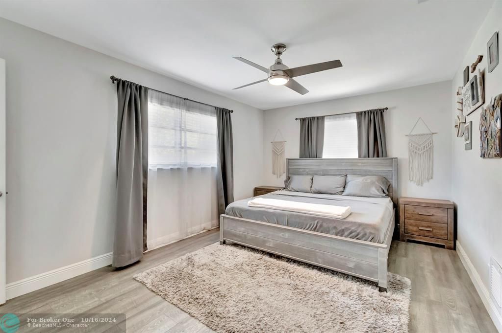 Active With Contract: $625,000 (3 beds, 2 baths, 1418 Square Feet)