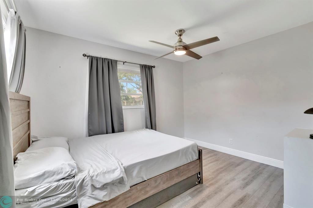 Active With Contract: $625,000 (3 beds, 2 baths, 1418 Square Feet)