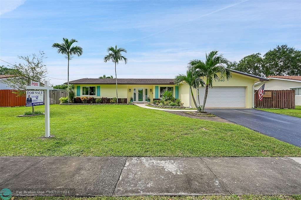 For Sale: $679,900 (3 beds, 2 baths, 1724 Square Feet)